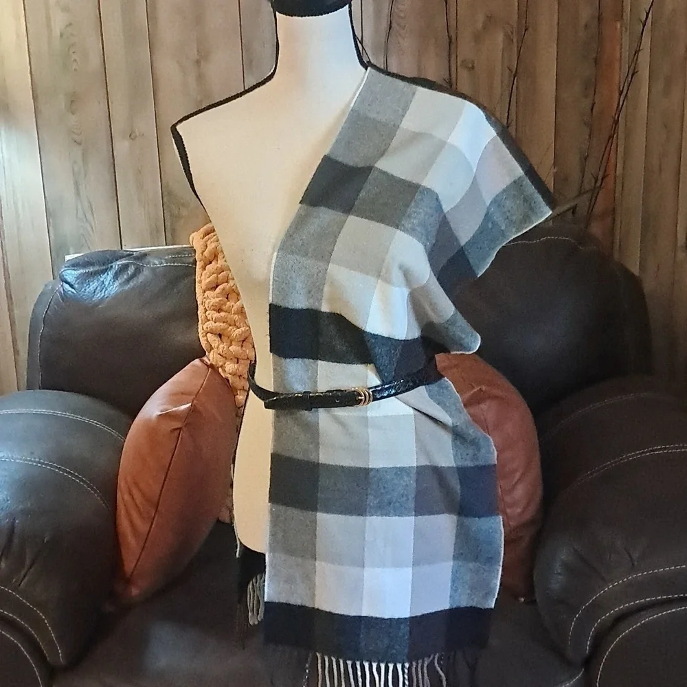 Cashmere Scarf Black/White/Grey/Beige with Fringe Made in Scotland
